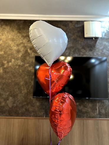 Воздушные шары и принадлежности: Фольгированные шары «Сердца» на гелии - Форма: сердце - Материал at lalafo.kg — 6 Воздушные шары и принадлежности: Фольгированные шары «Сердца» на гелии - Форма: сердце - Материал — 6