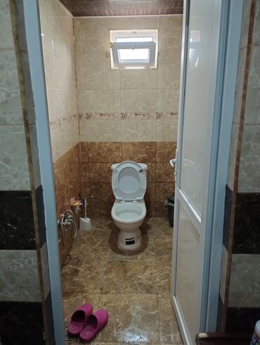 Həyət evləri və villaların satışı: Ev Məhsəti qəsəbəsində ( Sevinc qəsəbəsi) 9cu küç. Zöhrab Aslanov — 7