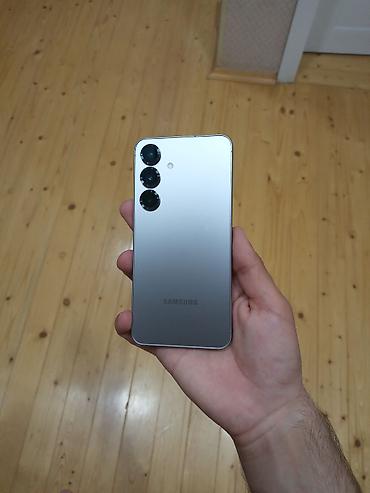 iphone telefonlar ucuz: Samsung Galaxy S25, 256 GB, rəng - Boz, Zəmanət, Sensor, Barmaq izi — 1