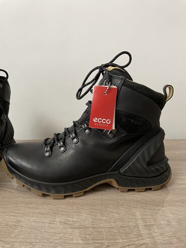 Ботинки: Новые Ecco ботинки. Заказывали в США. Размер не подошел. Заявленный 41