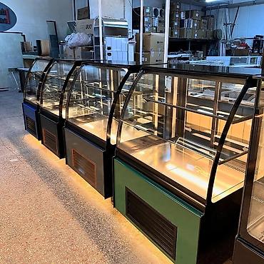 Soyuducu avadanlığı: Vitrin soyuducu və şirniyyat vitrinləri Məhsul təsviri: - Kafe — 7