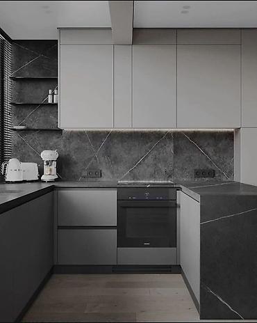 silver kitchen: Современная кухня на заказ из МДФ в стиле минимализм от мебельной — 1
