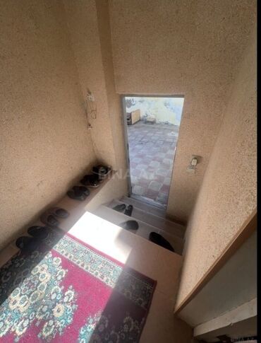 Həyət evləri və villaların satışı: 4 otaqlı, 90 kv. m, Kredit yoxdur, Orta təmir — 8