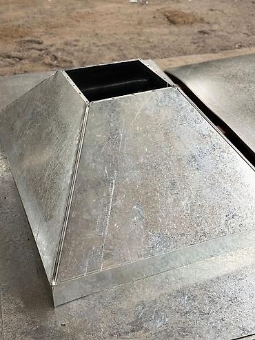 Установка вытяжек и вентиляции: Оцинкованные воздуховодные зонты/колпаки для приточно‑вытяжной — 12