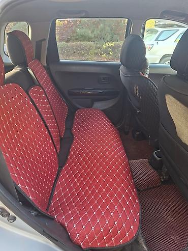 step wgn: Toyota Ist: 2003 г., 1.3 л, Автомат, Бензин, Хэтчбэк — 7