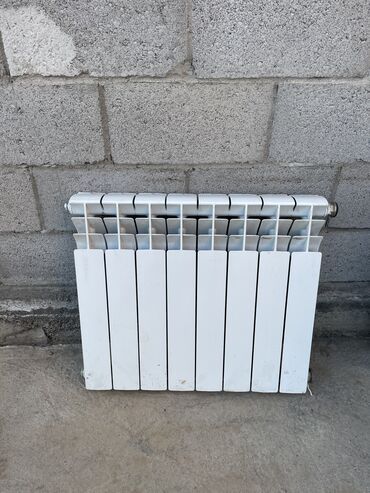 Отопление и нагреватели: Алюминиевая турецкая отопительный радиатор 3 шт б/у 1 новая Если все