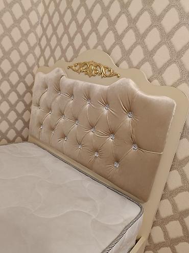 sandıqca: Yeni, Təknəfərlik çarpayı, Bazalı, Matras ilə, Siyirməsiz, Rusiya — 2