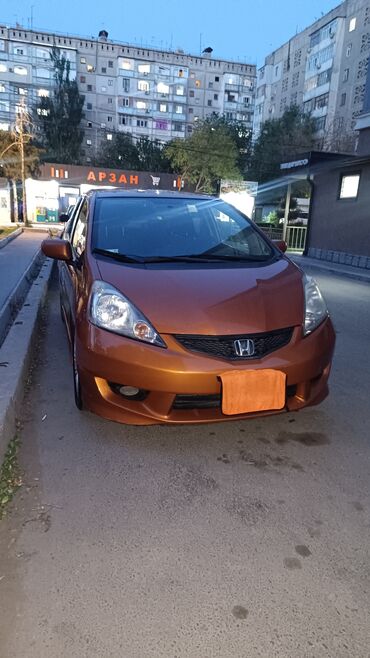 хонда фит 2012: Honda Fit: 2011 г., 1.5 л, Автомат, Бензин, Хетчбек