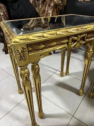 lenjivac: Set tri stočića 🪑 Odlično stanje 🌟 Pozlata ✨ Lično preuzimanje ili — 7