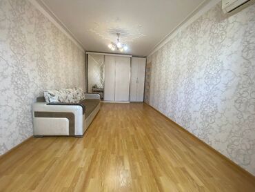 Köhnə tikili: Bakı, 8-ci kilometr, 2 otaqlı, Köhnə tikili, m. Xalqlar Dostluğu, 45 kv. m — 2