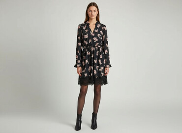 reserved sukienki czarne wyprzedaż: Sukienka damska, rozmiar M w lalafo.pl reserved sukienki czarne wyprzedaż: Sukienka damska, rozmiar M