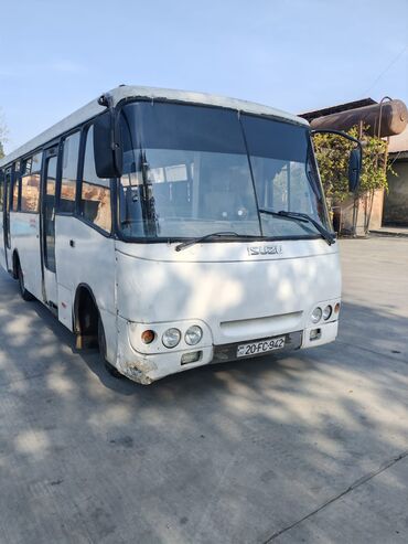 Isuzu: Xadavoyu yeni deyisib Cuzi kasmetik işleri qalıb Ciddi alici olsa cuzi — 5