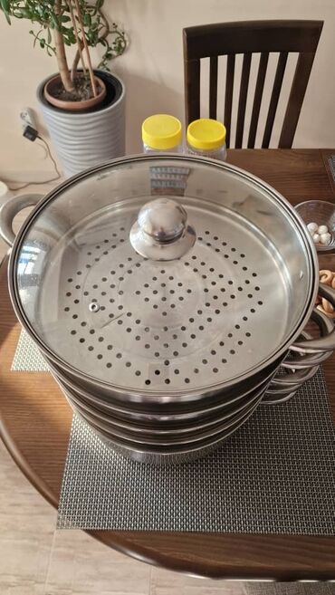 слоёное тесто: Многоярусная пароварка из нержавеющей стали с прозрачной крышкой. -