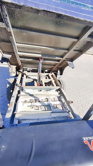 Легкий грузовой транспорт: Легкий грузовик — 12