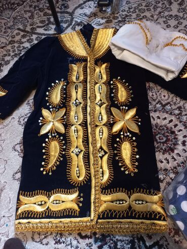 национальные жилетки бишкек: Национальный костюм, Мужской