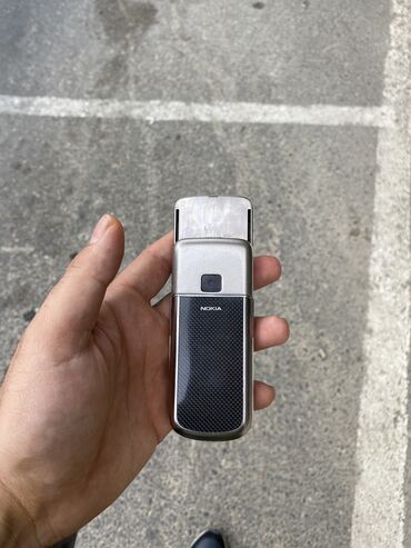 nokia 8000 4g: Nokia 8 Sirocco, 4 GB, rəng - Gümüşü