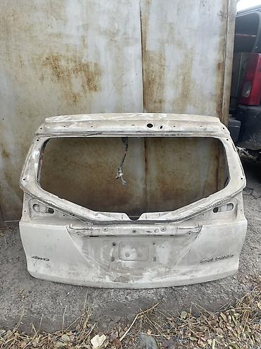 багажник калдина: Крышка багажника Toyota, Б/у — 1