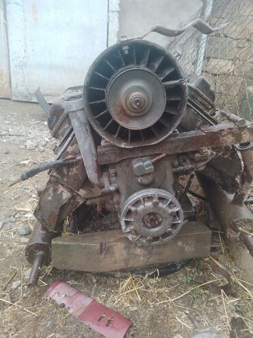 Радиаторы: Zapi 968 modeli Sovet dövrü minik avtomobilinin ehtiyat