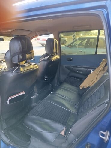 Mazda: Mazda PREMACY: 2001 г., 1.8 л, Механика, Бензин, Универсал — 6