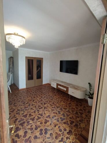 bine sovxoz: Bakı, 3 otaqlı, Köhnə tikili, m. Həzi Aslanov, 64 kv. m