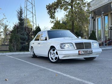 Mercedes-Benz: Mercedes-Benz E-Class: 1994 г., 2.2 л, Автомат, Бензин, Седан