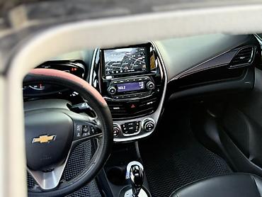 купить тахо: Chevrolet Spark: 2016 г., 1 л, Вариатор, Бензин, Хэтчбэк — 10