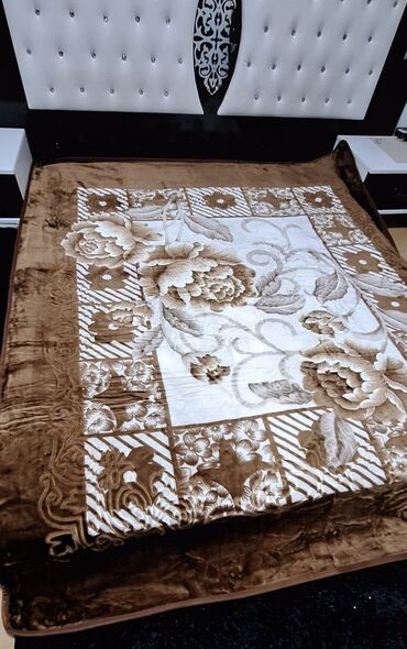 Ćebad i pokrivači: Mešavina, Veličina - Bračna, bоја - Šareno — 13