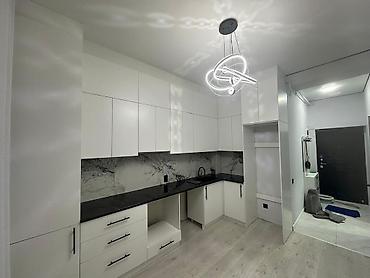 Продажа квартир: 1 комната, 30 м², 1 этаж — 4