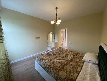 Uzunmüddətli kirayə mənzillər: Kirayə verilir: Bakı şəhərinin mərkəzində, dəniz mənzərəli, tam təchiz — 9