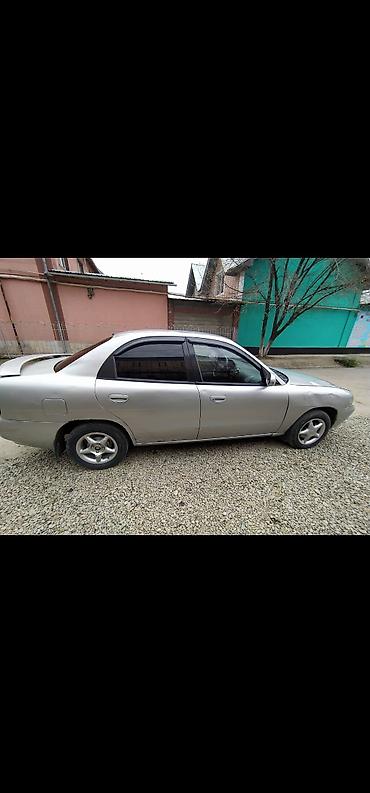 Daewoo: Daewoo Nubira: 1997 г., 1.5 л, Механика, Бензин, Седан — 5