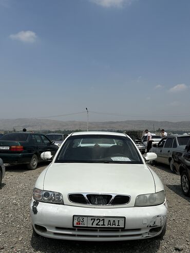 хундай машина: Daewoo Nubira: 1997 г., 1.5 л, Механика, Бензин, Седан