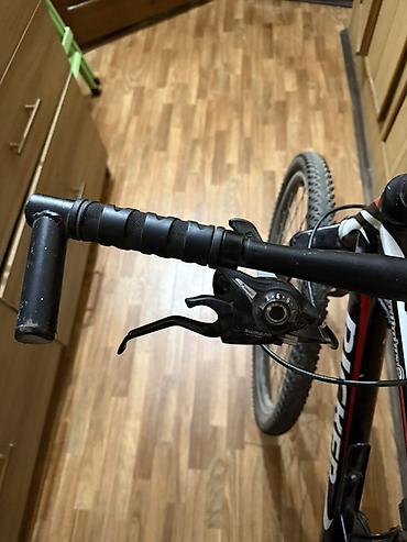 format velosiped: Горный велосипед Picker спущенные колеса. Характеристики по фото: - — 5