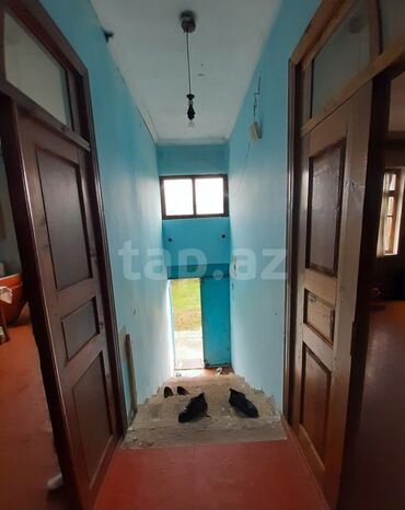 Həyət evləri və villaların satışı: 4 otaqlı, 150 kv. m, Kredit yoxdur, Orta təmir — 15