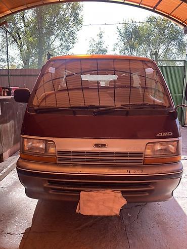 sequoia 2010: Toyota Hiace: 1993 г., 2.8 л, Автомат, Минивэн — 1