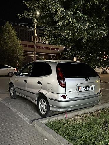 Транспорт: Nissan Almera Tino: 2004 г., 1.8 л, Механика, Бензин, Хэтчбэк — 2