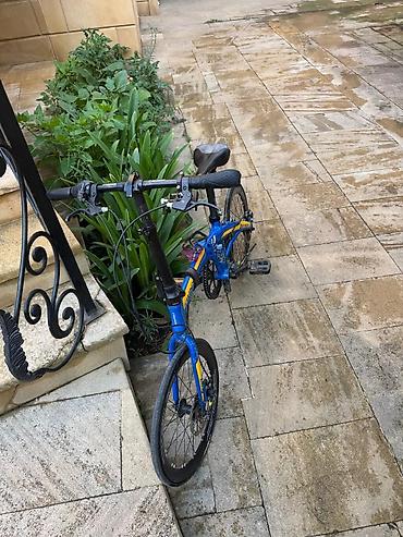 velo disk: Təkər ölçüsü 20" olan yığma (qatlanan) velosiped. Xüsusiyyətlər: - — 3
