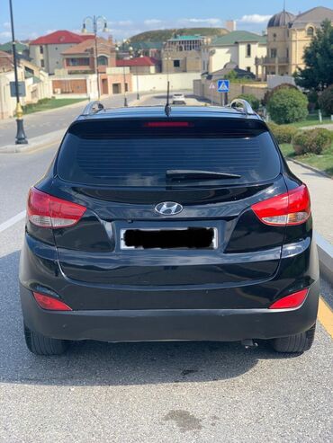 Hyundai: Hyundai ix35: 2.4 l | 2010 il Krossover — 12