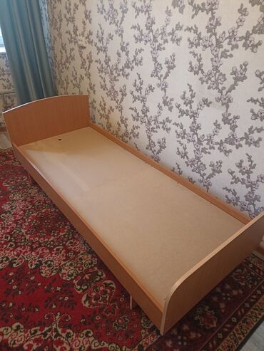 куплю старый мебель: Односпальная Кровать, Б/у