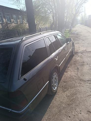 Mercedes-Benz: Mercedes-Benz E-Class: 1994 г., 2.2 л, Автомат, Бензин, Универсал — 5