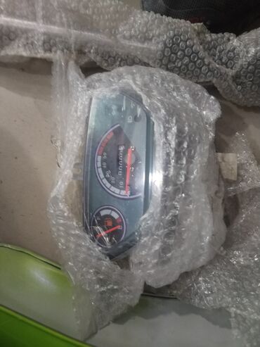 Panellər, şitlər: Dəyərli izləyicilər motosiklet üçün yeni ehtiyat hissələri tapılmayan — 4