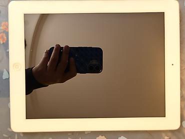 iphonr 7: Apple iPad planşet - Model: iPad (ağ ön panel, gümüş arxa korpus — 1