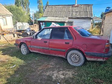 Mazda: Mazda 626: 1987 г., 2 л, Механика, Бензин, Седан — 3
