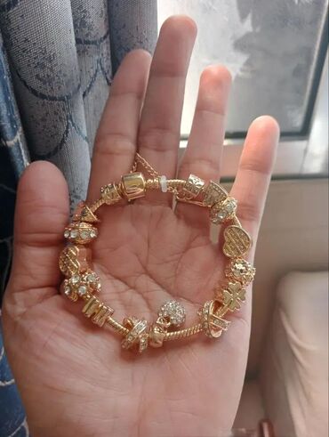 Narukvice: Narukvice 1500 — 2