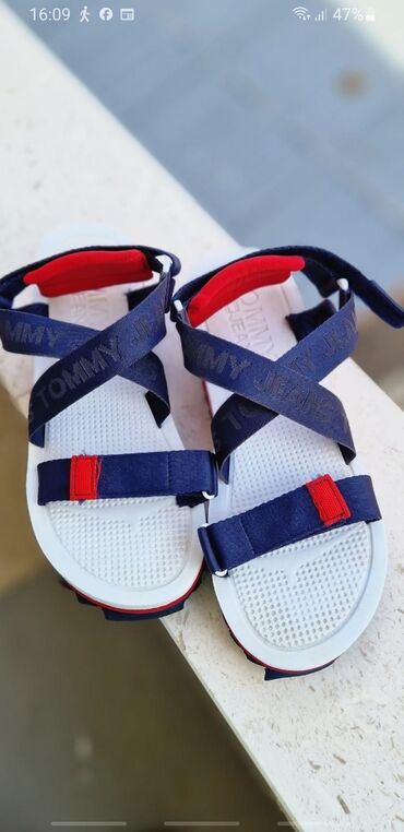 rukavice za svadbu: Sandale, Tommy Hilfiger, 40 na lalafo.rs rukavice za svadbu: Sandale, Tommy Hilfiger, 40