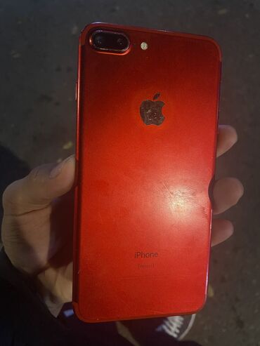 я ищу телефон: IPhone 7 Plus, Б/у, 128 ГБ, Серебристый, Чехол, Защитное стекло, 70 %