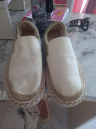 Basanoşka və səndəllər: Qadın ayaqqabıları və sandal kolleksiyası 1) Açıq bej rəngli, incə — 5