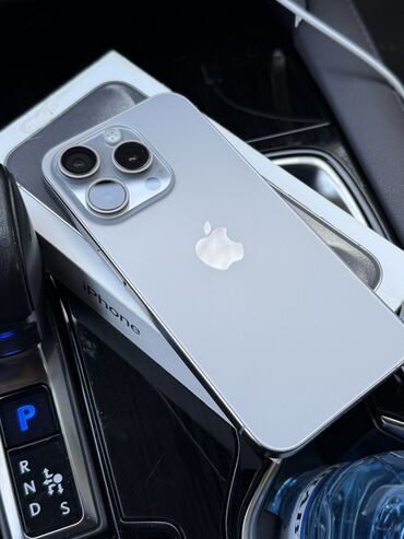 Apple iPhone: IPhone 15 Pro, Gümüşü, Face ID — 13