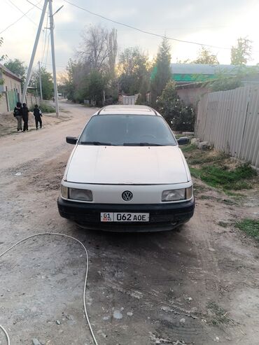 автозапчасти на корейские авто: Volkswagen Passat: 1990 г., 0.2 л, Механика, Бензин, Универсал