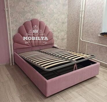 iki mertebe usaq yataqlari: Oğlan üçün, Bazalı, Pulsuz matras, Belarusiya