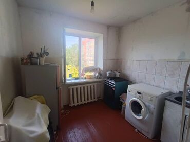 здаю квартиру политех: 1 комната, 30 м², Хрущевка, 4 этаж, Старый ремонт